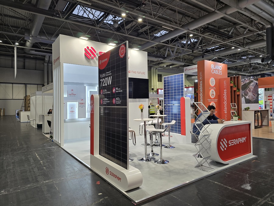 Solar & Storage Live exhibits stand construction in UK